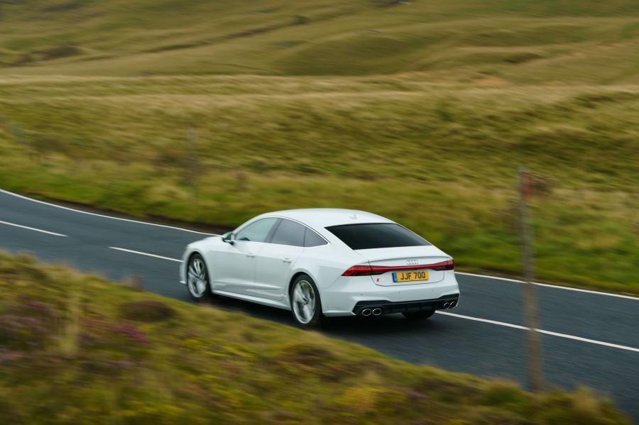  Audi S7 Sportback TDI 2019 года  (UK) (фото 24 из 41)